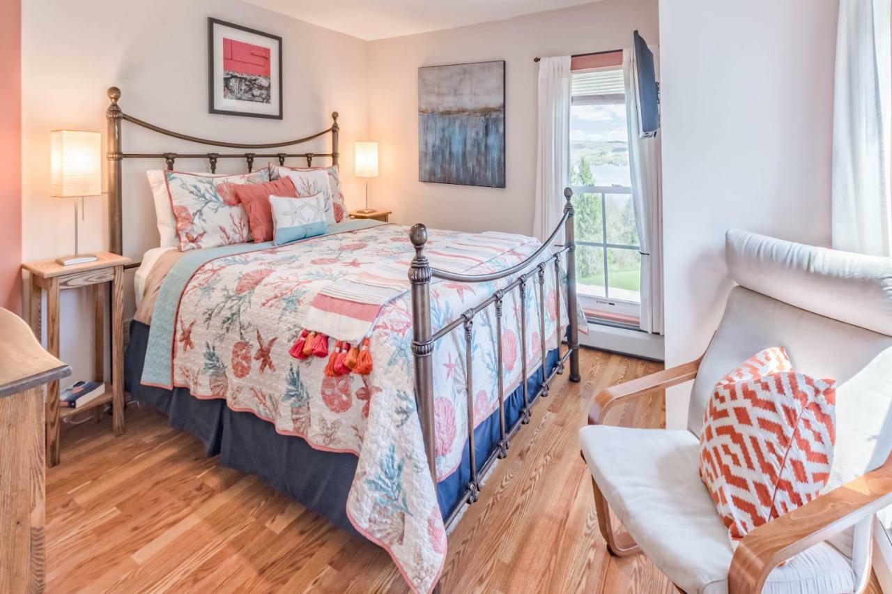 Moonshadow B&B Hammondsport Chambre photo